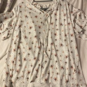 Suzanne Betro WHITE FLORAL blouse size XXL